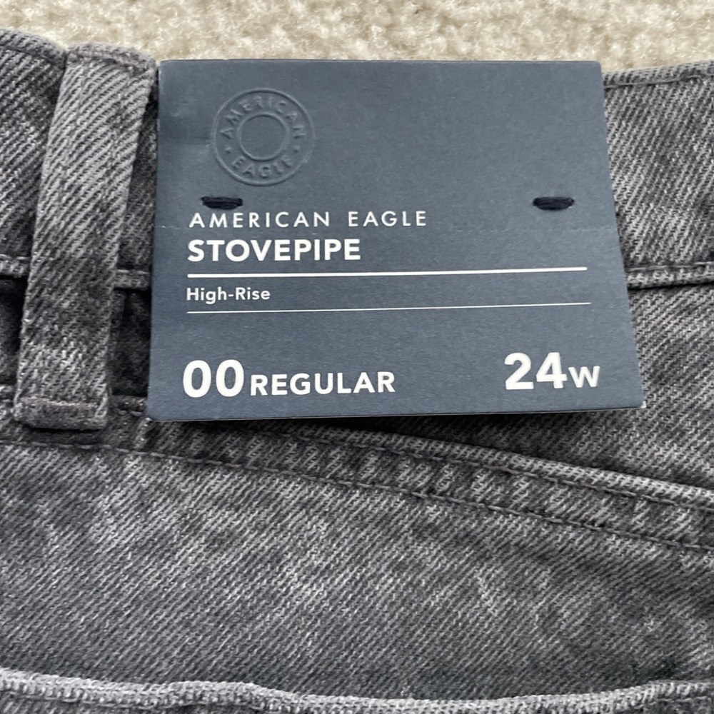 American Eagle Outfitters Stovepipe High-Rise Jeans in Faded Gray